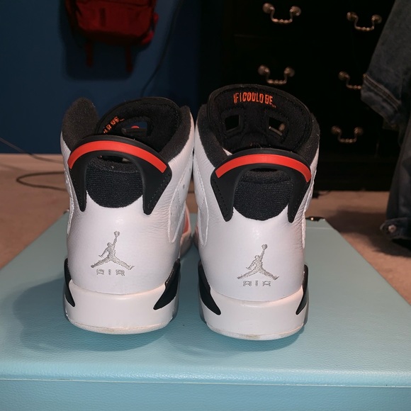 Brand new Retro 6’s - Picture 3 of 3